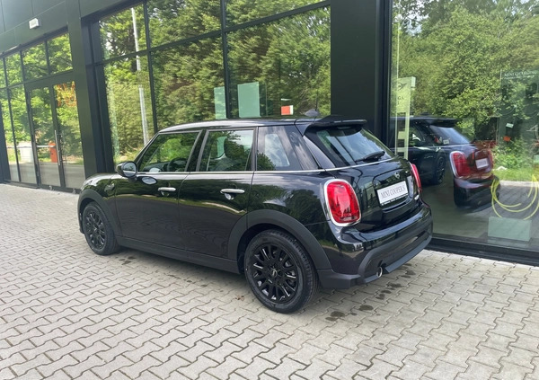 MINI Cooper cena 118000 przebieg: 1, rok produkcji 2024 z Czersk małe 11